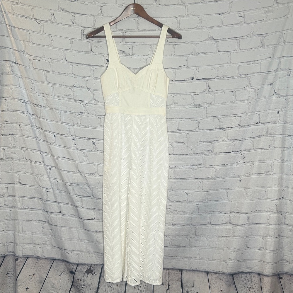 Anthropologie Ivory Eyelet Jumpsuit Size 0 Excellent Condition